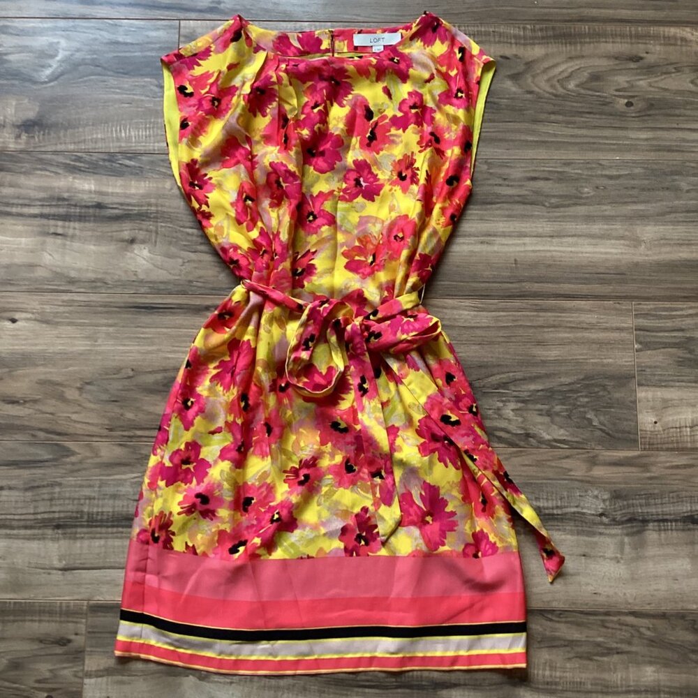 Ann Taylor Loft Bright Floral Sleeveless Shift Dress with Tie Belt Size 4